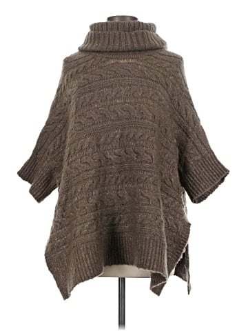 Romeo & Juliet Couture Poncho (view 1)