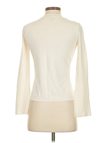 Elizabeth & Clarke Pullover Sweater (view 2)