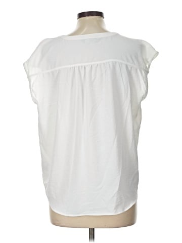 Simply Vera Vera Wang Sleeveless T-Shirt (view 2)