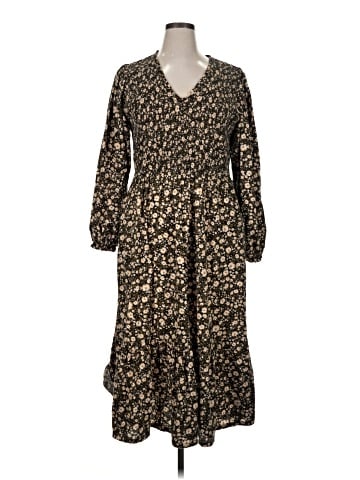 Old Navy Casual Dress (view 1)
