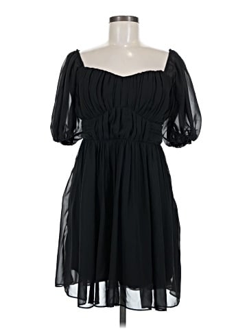 Abercrombie & Fitch Cocktail Dress (view 1)