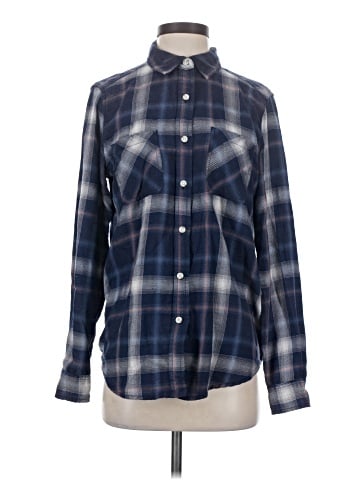 Mossimo Supply Co. Long Sleeve Button-Down Shirt (view 1)