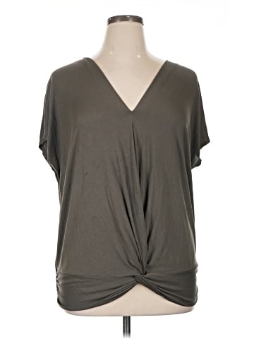 Nine Britton Short Sleeve Top (view 1)