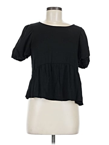 Jun & Ivy Short Sleeve Top (view 1)