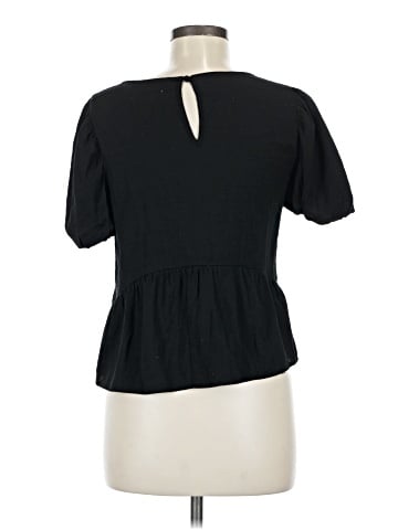 Jun & Ivy Short Sleeve Top (view 2)