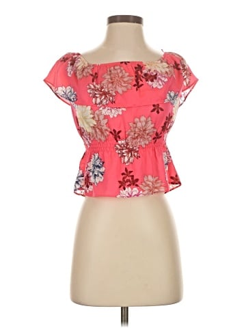 BB Dakota Sleeveless Blouse (view 1)