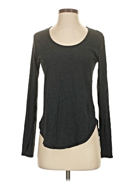 Lululemon Athletica Long Sleeve T-Shirt (view 1)