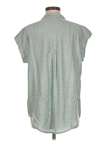Jachs Girlfriend Sleeveless Button-Down Shirt (view 2)