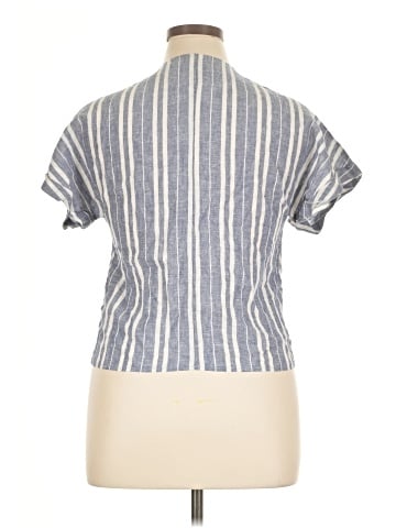 Heroes & Dreamers Short Sleeve Blouse (view 2)