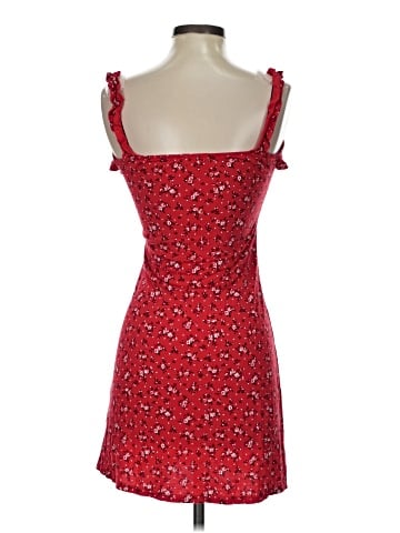PrettyLittleThing Cocktail Dress (view 2)