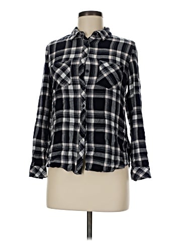 Romeo & Juliet Couture Long Sleeve Button-Down Shirt (view 1)