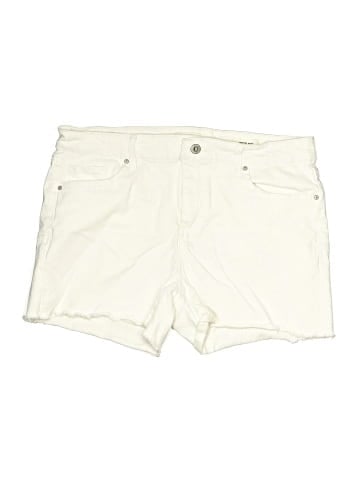 Jessica Simpson Shorts (view 1)