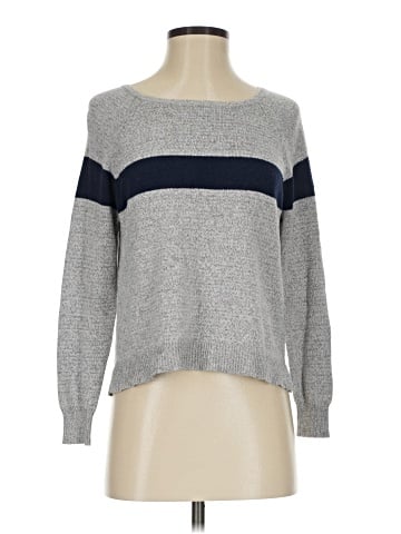 American Eagle Outfitters Pullover Sweater (view 1)