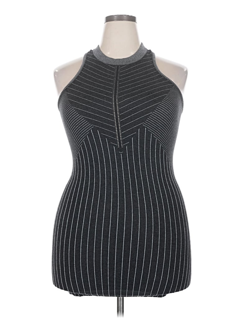 Pre-owned Athleta Tank Top Gray Halter Neckline Tops