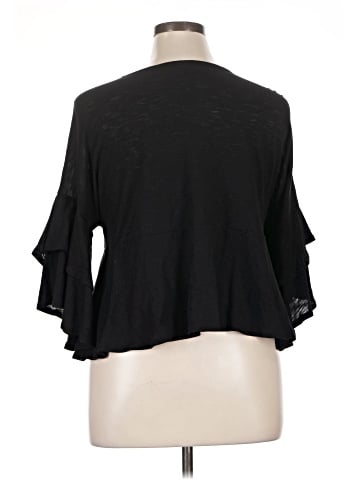 Jolie 3/4 Sleeve Top (view 2)