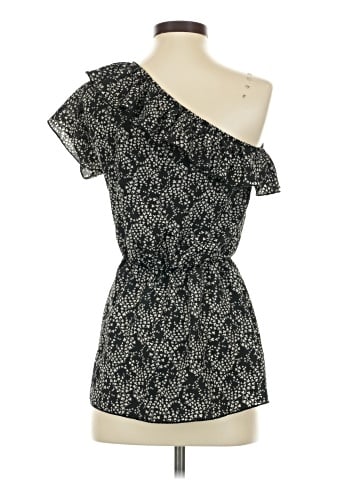 Rumors Short Sleeve Top (view 2)
