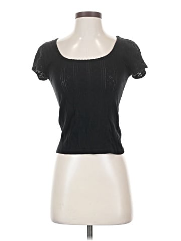 Gap Short Sleeve T-Shirt (view 1)