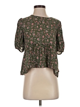 Amour Vert Short Sleeve Blouse