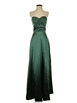 Used Green Formal Dresses On Sale Up To 90% Off | ThredUp Used Green Formal Dresses On Sale Up To 90% Off | ThredUp