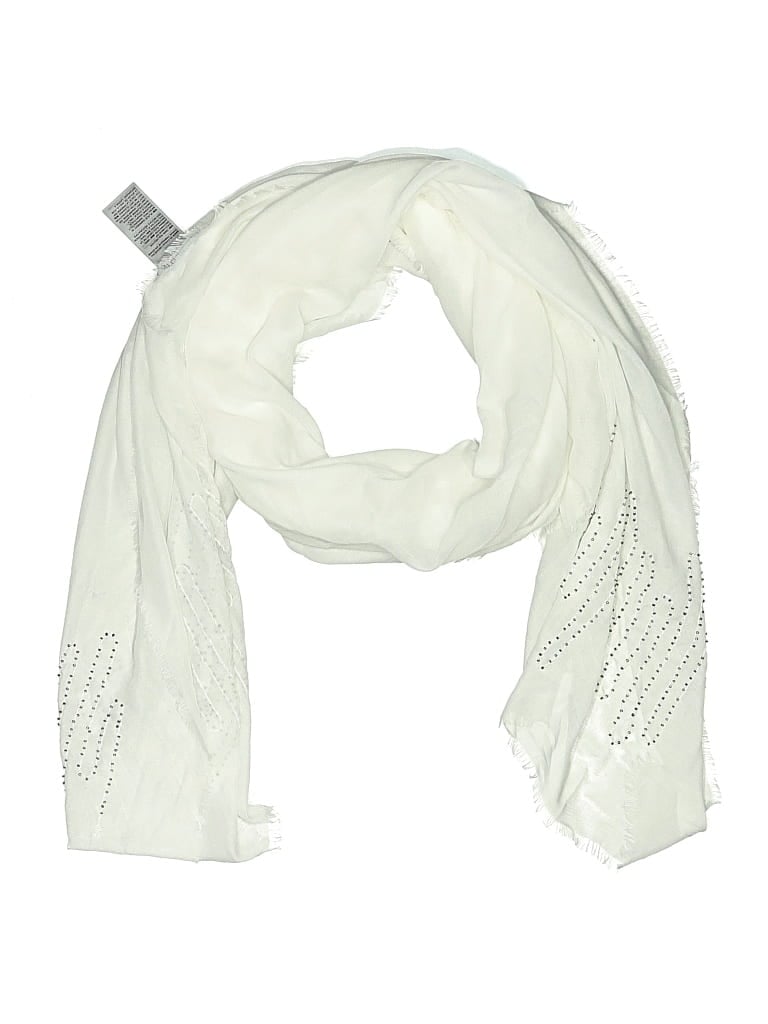 Click to view more detailed imagery on our partner's website Pre-owned Chico's Scarf In White