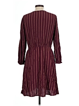 Old Navy Casual Dress (view 2)
