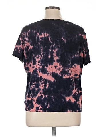 Sundry Short Sleeve T-Shirt (view 2)