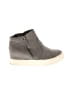 Universal Thread Gray Sneakers Size 8 1/2 - photo 1