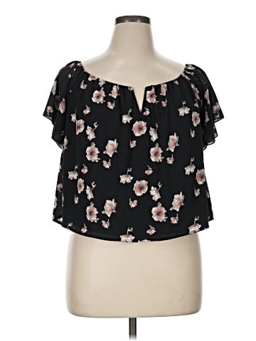 Charlotte Russe Short Sleeve Blouse (view 1)