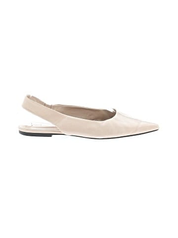 Zara Flats (view 1)