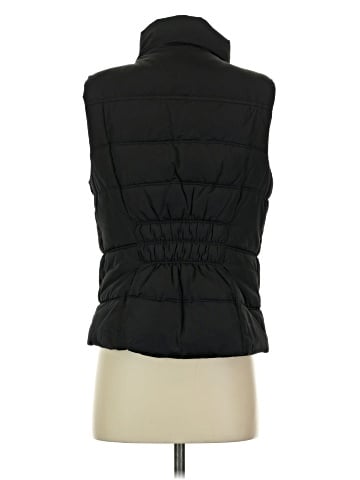 Gap Outlet Vest (view 2)