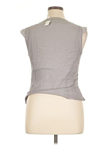 Knitted Dove Sleeveless Top (view 2)