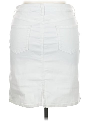 Amazon Essentials Casual Skirt (view 2)