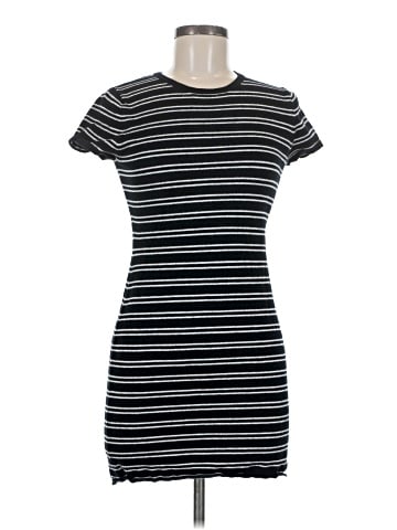 Forever 21 Casual Dress (view 1)