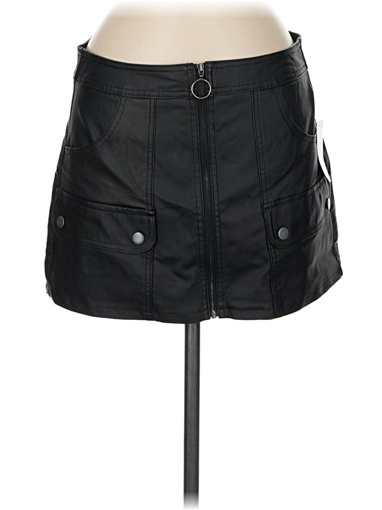 Vanilla Star Faux Leather Skirt In Black