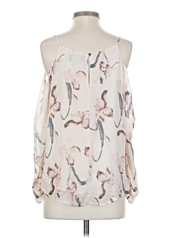 Astr Sleeveless Blouse (view 2)