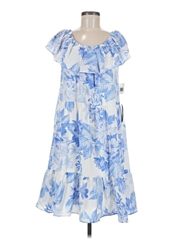 Sandra Darren Casual Dress (view 1)
