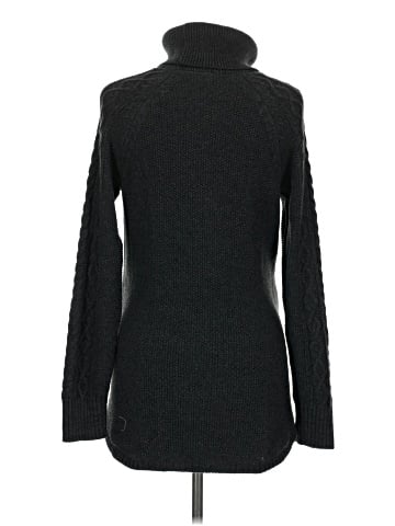 Gap - Maternity Turtleneck Sweater (view 2)