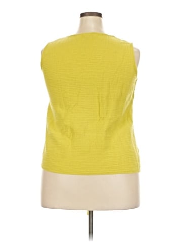 Coco + Carmen Sleeveless T-Shirt (view 2)
