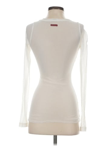 Hard Tail Long Sleeve Top (view 2)