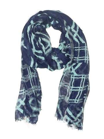 Vera Scarf (view 1)