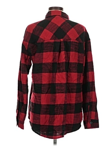 Maurices Long Sleeve Button-Down Shirt (view 2)