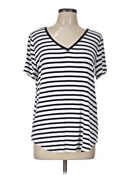 Green Envelope Short Sleeve T Shirt