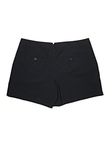 Gap Shorts (view 2)