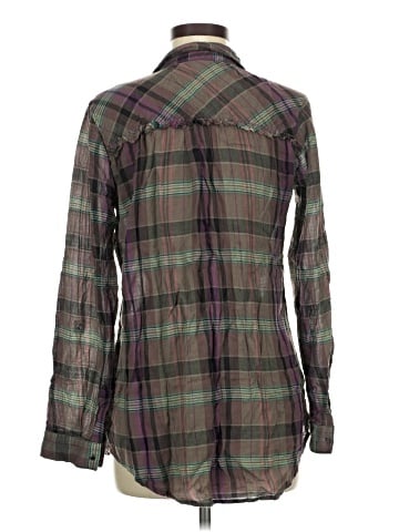 Maurices Long Sleeve Button-Down Shirt (view 2)