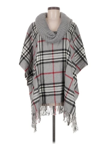 V.Fraas Poncho (view 1)