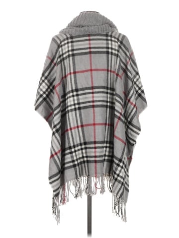V.Fraas Poncho (view 2)