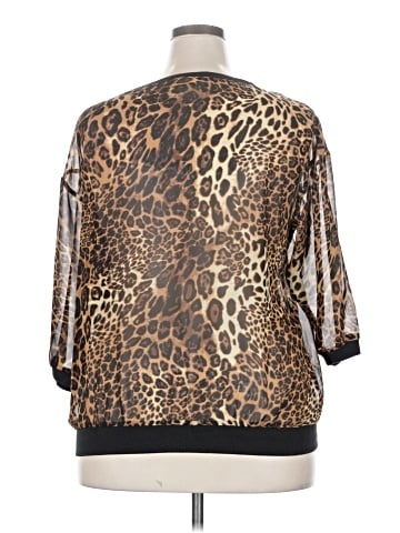 Bobbie Brooks 3/4 Sleeve Blouse (view 2)