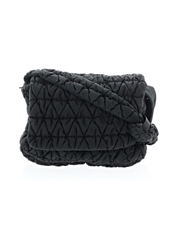 Zara Messenger (view 1)