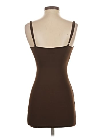 Blanc Tank Top (view 2)