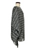 Carmen Marc Valvo Black Poncho One size (estimated) - photo 4
